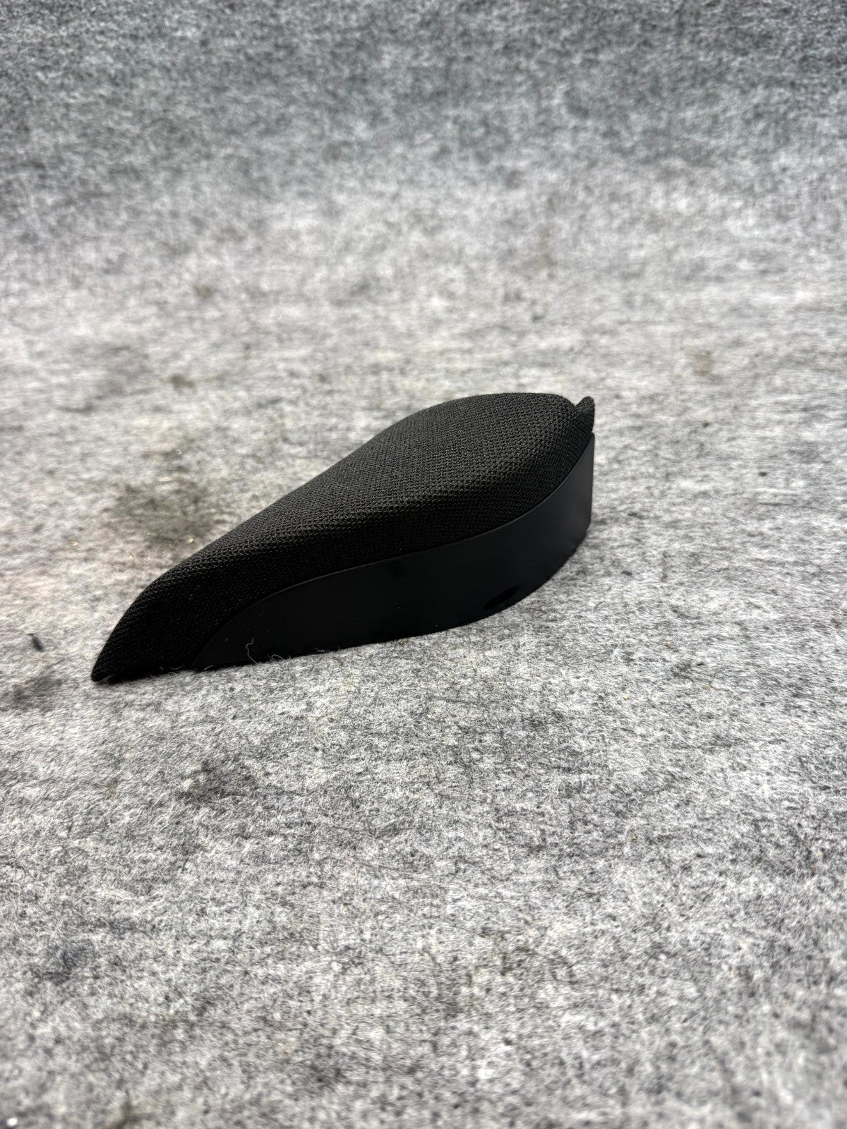 ♦️17-23 TESLA MODEL 3 FRONT RIGHT SIDE DOOR CORNER TWEETER TRIM OEM 1784662-00-A