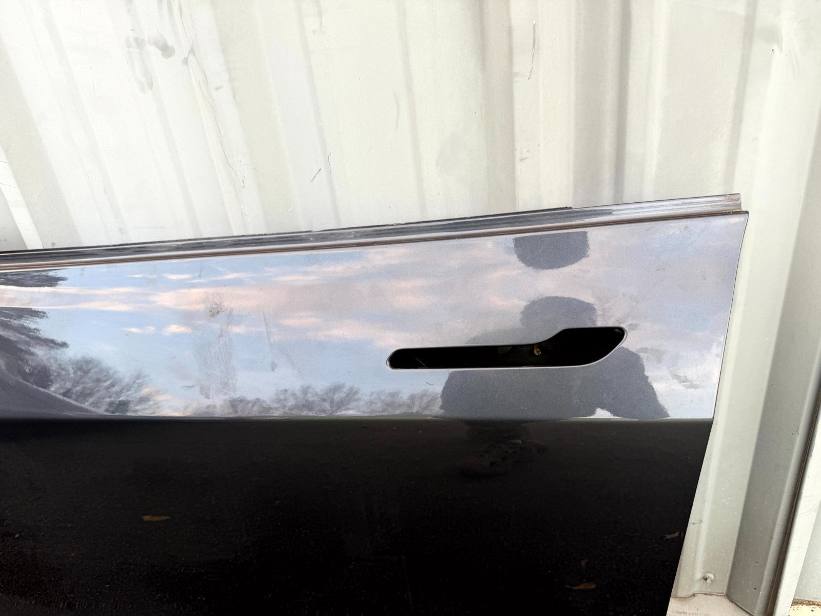 ♦️2017 - 2023 TESLA MODEL 3 FRONT LEFT SIDE DOOR SHELL PANEL OEM, 1081421-E0-C