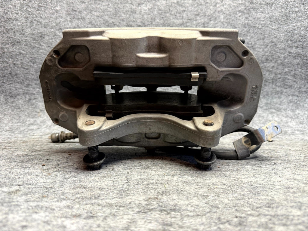 ♦️17–23 TESLA MODEL 3 FRONT RIGHT CALIPER W/ BRAKE HOSE LINE OEM, 1044622-00-E