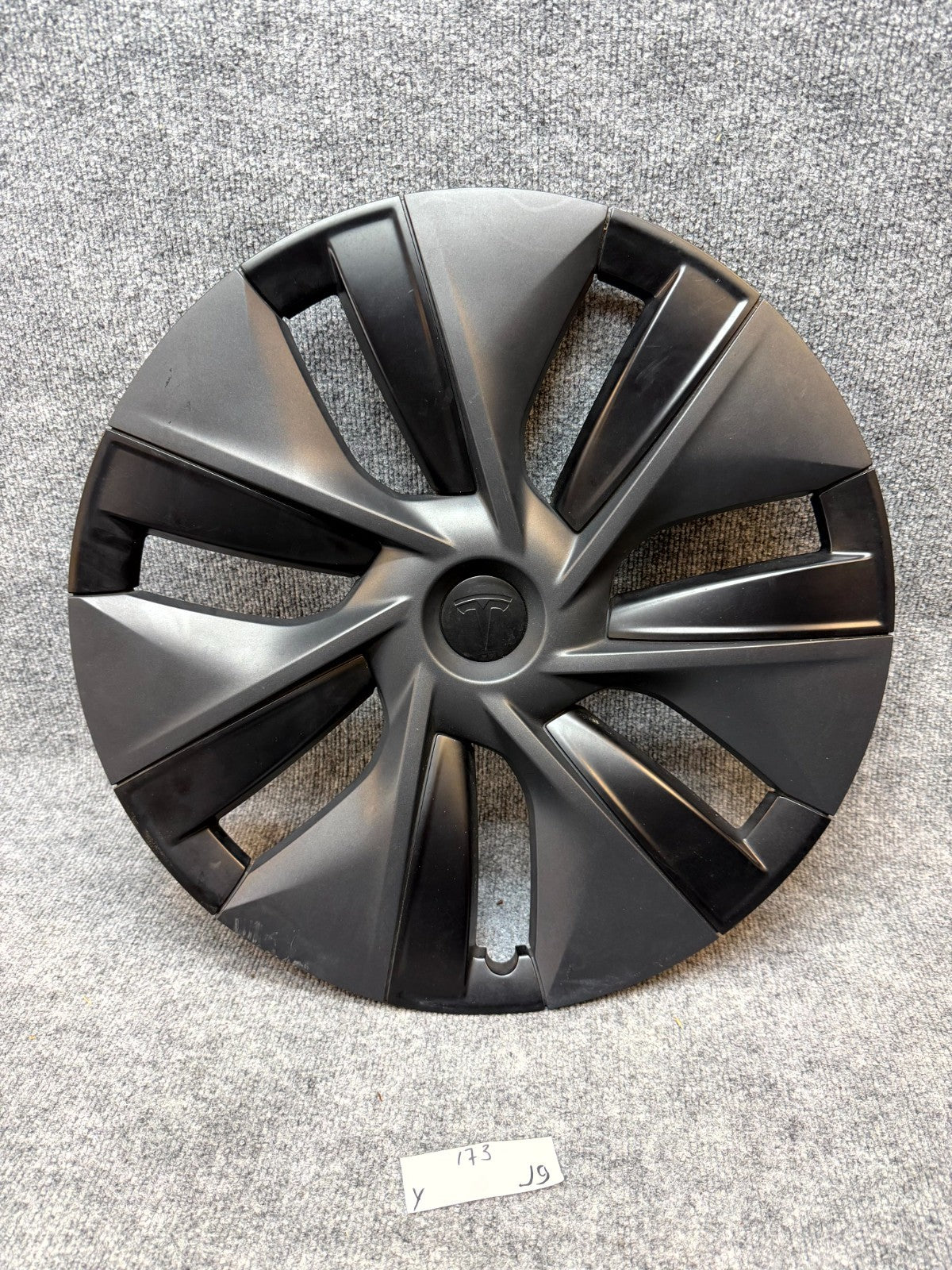 2020 - 2024 TESLA MODEL Y GEMINI WHEEL RIM HUBCAP COVER OEM, 1044235-00-C