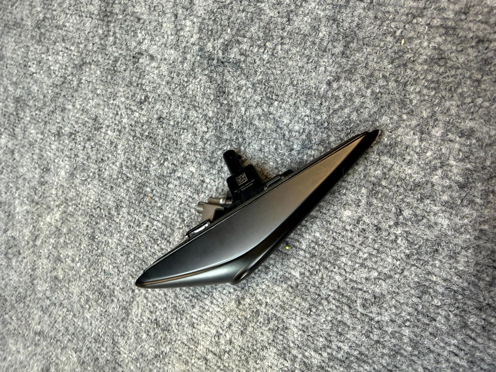2020-2024 TESLA MODEL Y LEFT SIDE REPEATER TURN SIGNAL CAMERA OEM, 1820734-00-D
