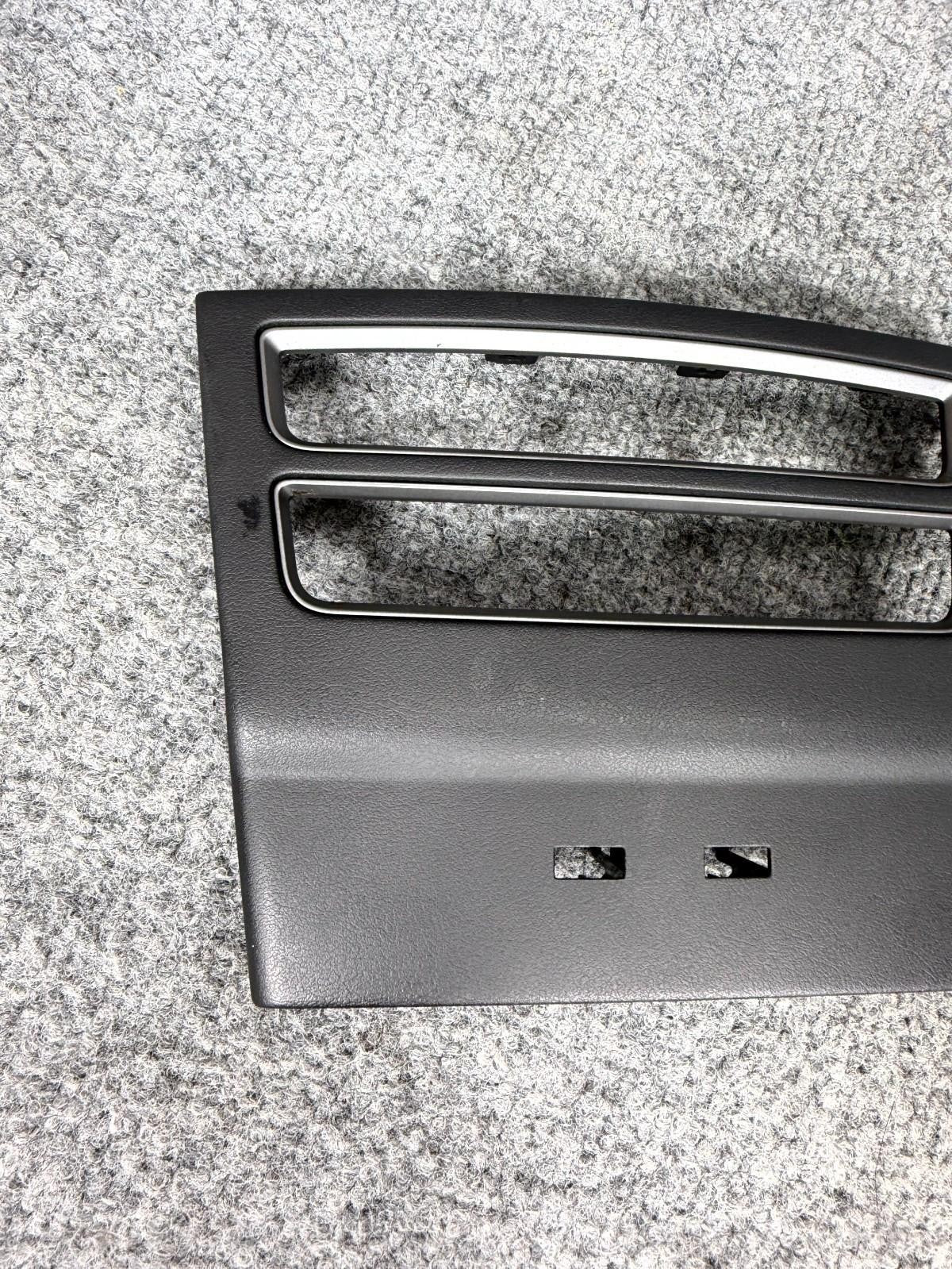 2016 - 2020 Tesla Model X S Rear Center Console Air Vent Trim OEM, 1064501-01-B