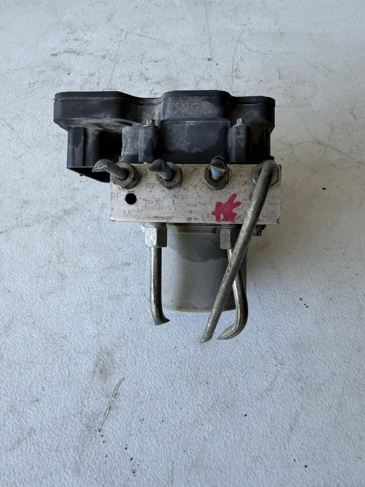 ♦️2017-2023 TESLA MODEL 3 ANTILOCK BRAKE ABS PUMP MODULE ASSY OEM, 1044745-00-B