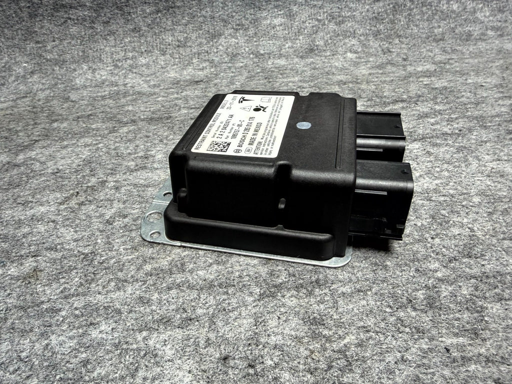 ♦️2017-2023 TESLA MODEL 3 RESTRAINT COMPUTER CONTROL MODULE UNIT OEM, 109575700C
