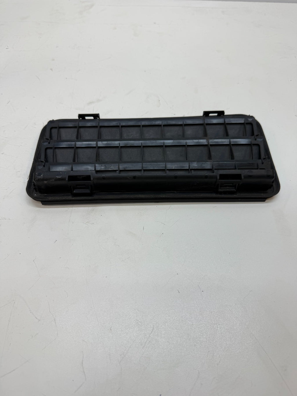 2017-2024 Tesla Model 3/Y Air Extractor Cabin Vent Grille 1098751-00-C