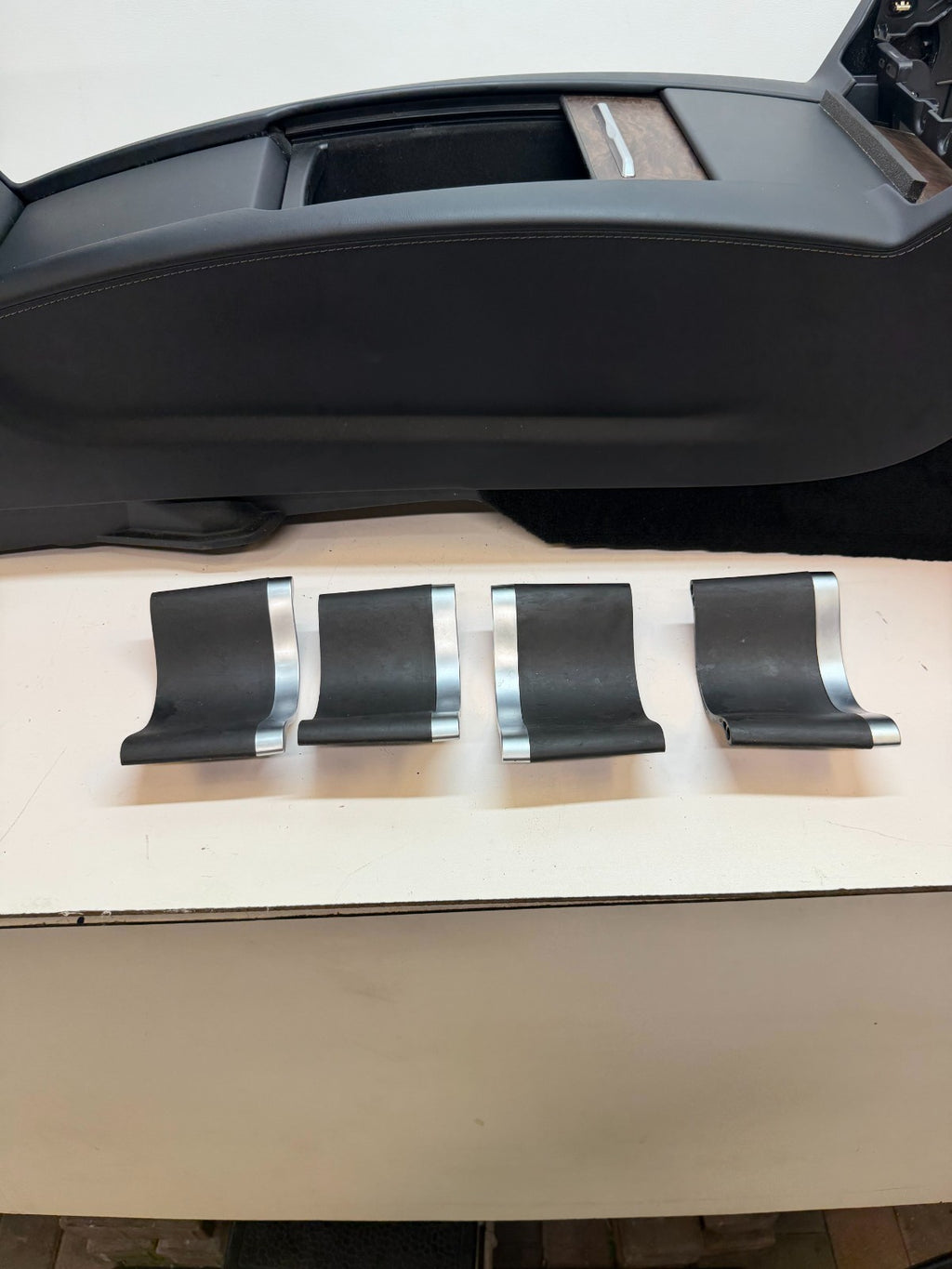 2016-2020 Tesla Model S Center Console Carrier Assembly Armrest 1004815-07-D
