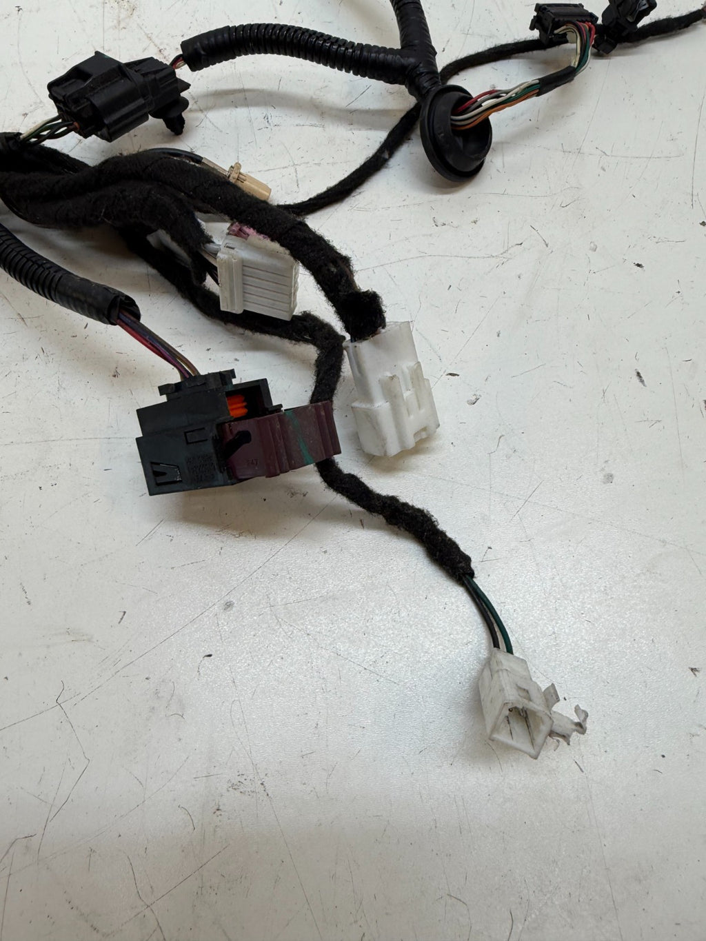 2016-2020 Tesla Model S Front Right Side Door Wire Wiring Harness 1069106-00-B