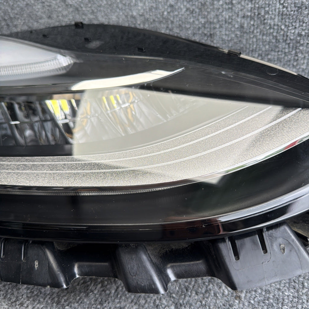 10-22 Tesla Model 3-Y Headlamp Assembly Up-Level Right Hand 2085750-00-A OEM
