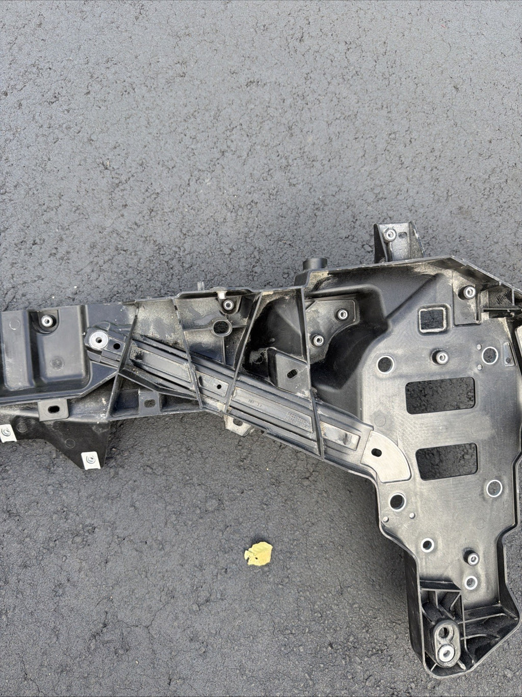 2021-2024 Tesla Model S Front radiator core support OEM 1610659-02-C