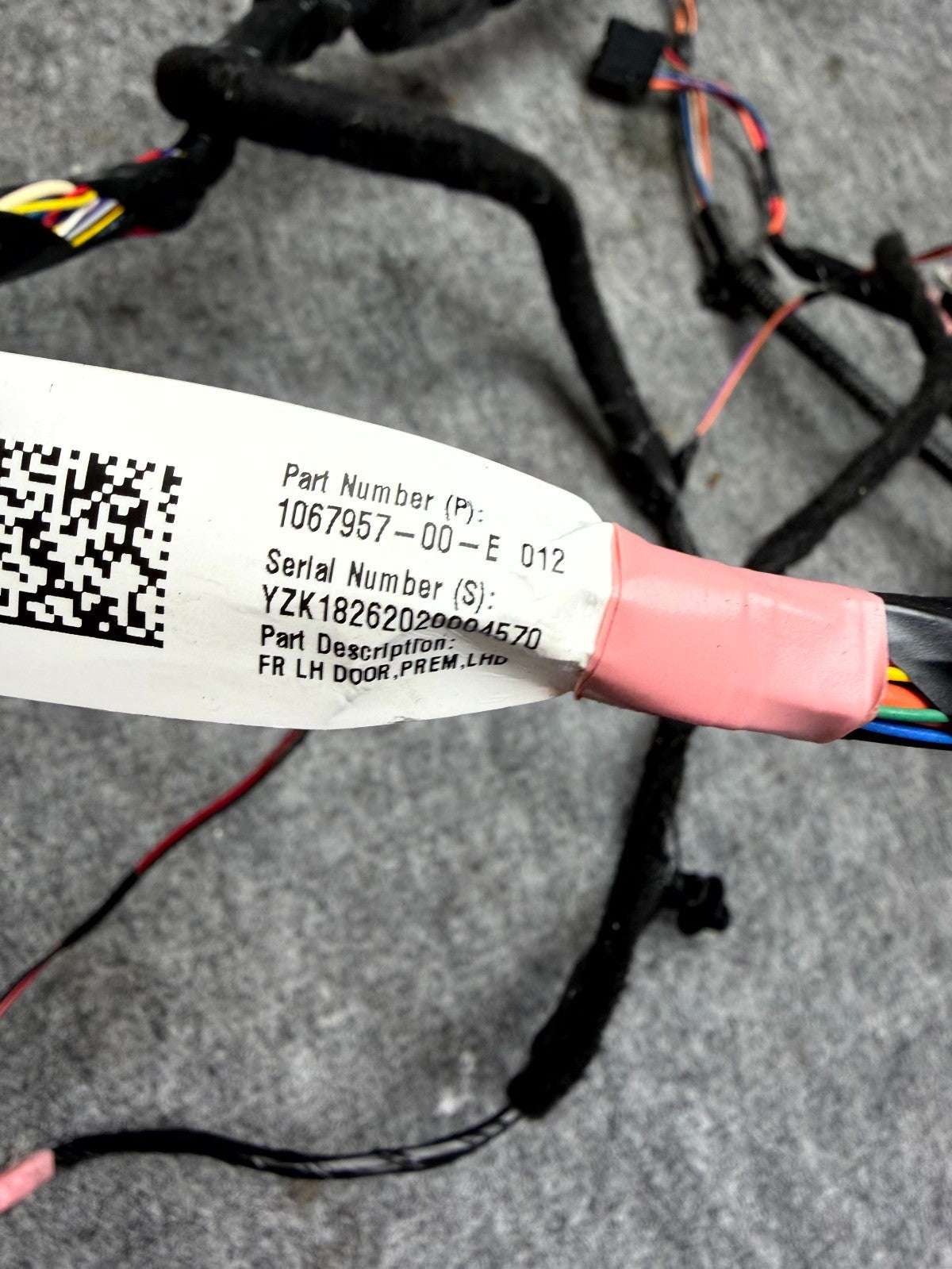 ♦️2017 – 2020 TESLA MODEL 3 FRONT LEFT SIDE DOOR WIRE HARNESS OEM, 1067957-00-E