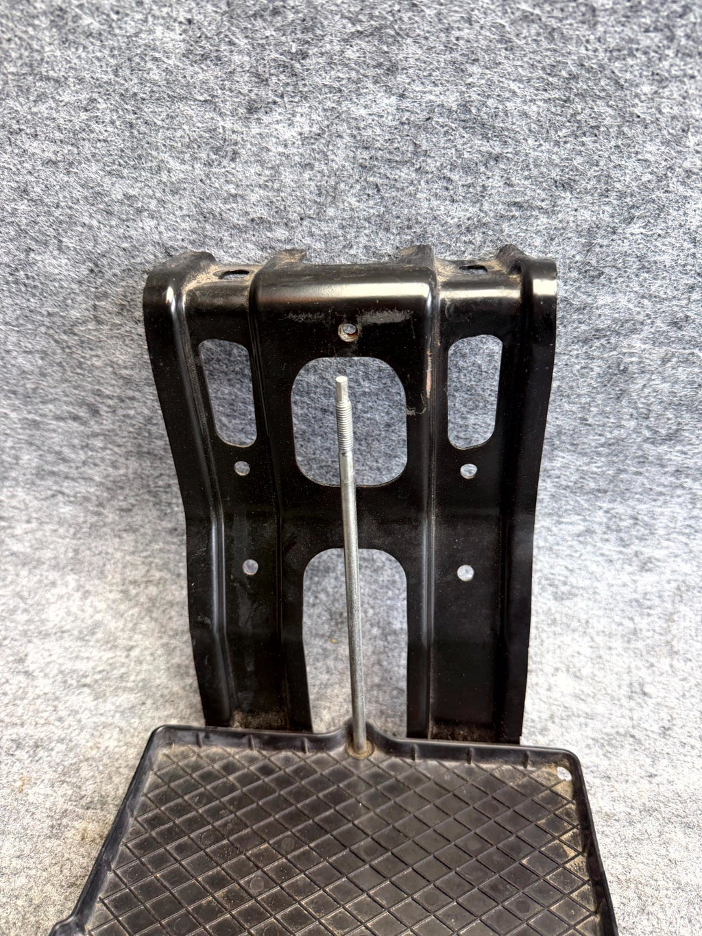 ♦️2012 - 2020 TESLA MODEL S BATTERY TRAY HOLDER BRACKET SUPPORT OEM 1028668-00-C
