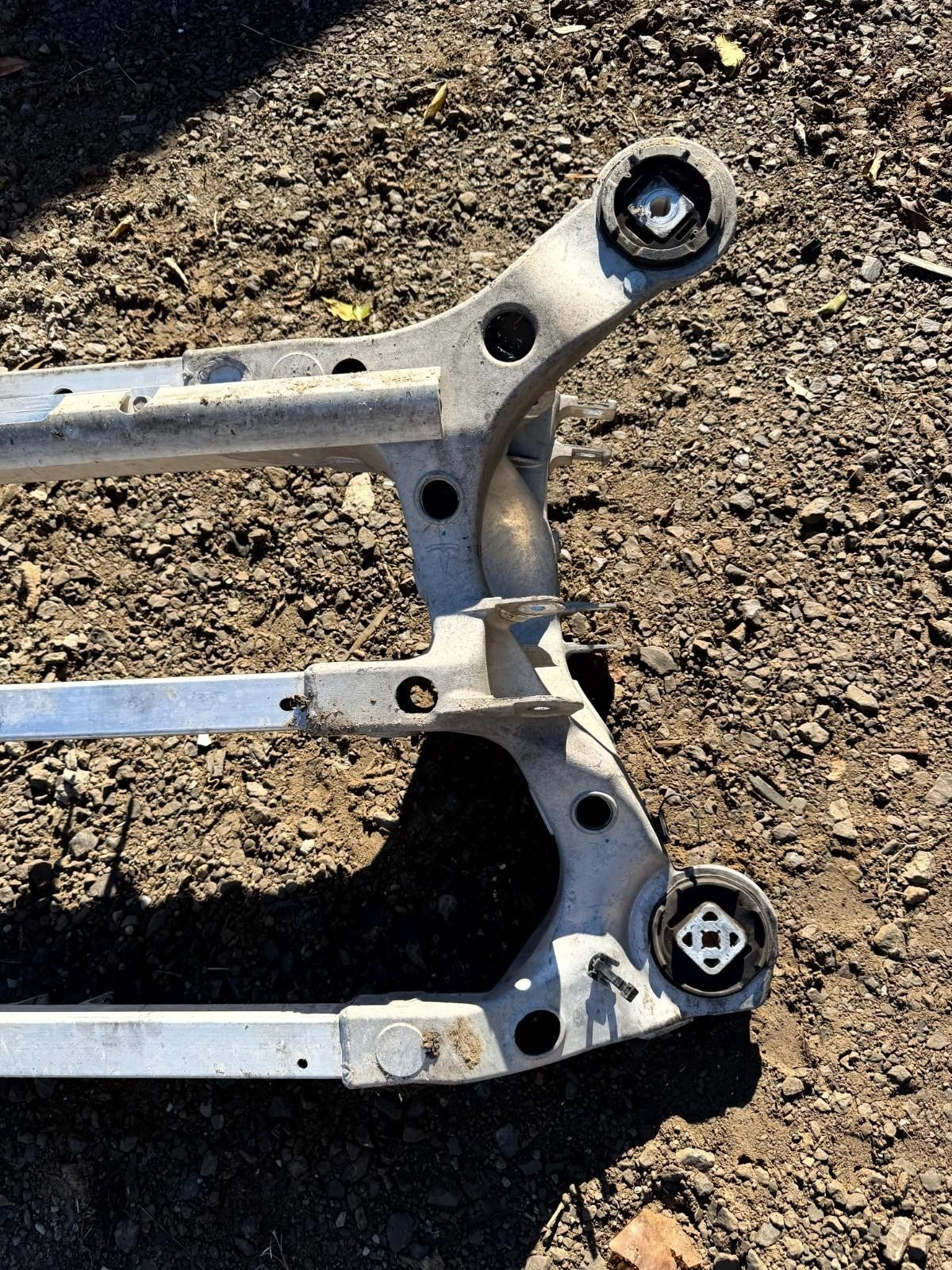 ♦️2012-2020 TESLA MODEL X REAR SUPPORT SUBFRAME CROSSMEMBER OEM, 1009826-00-A