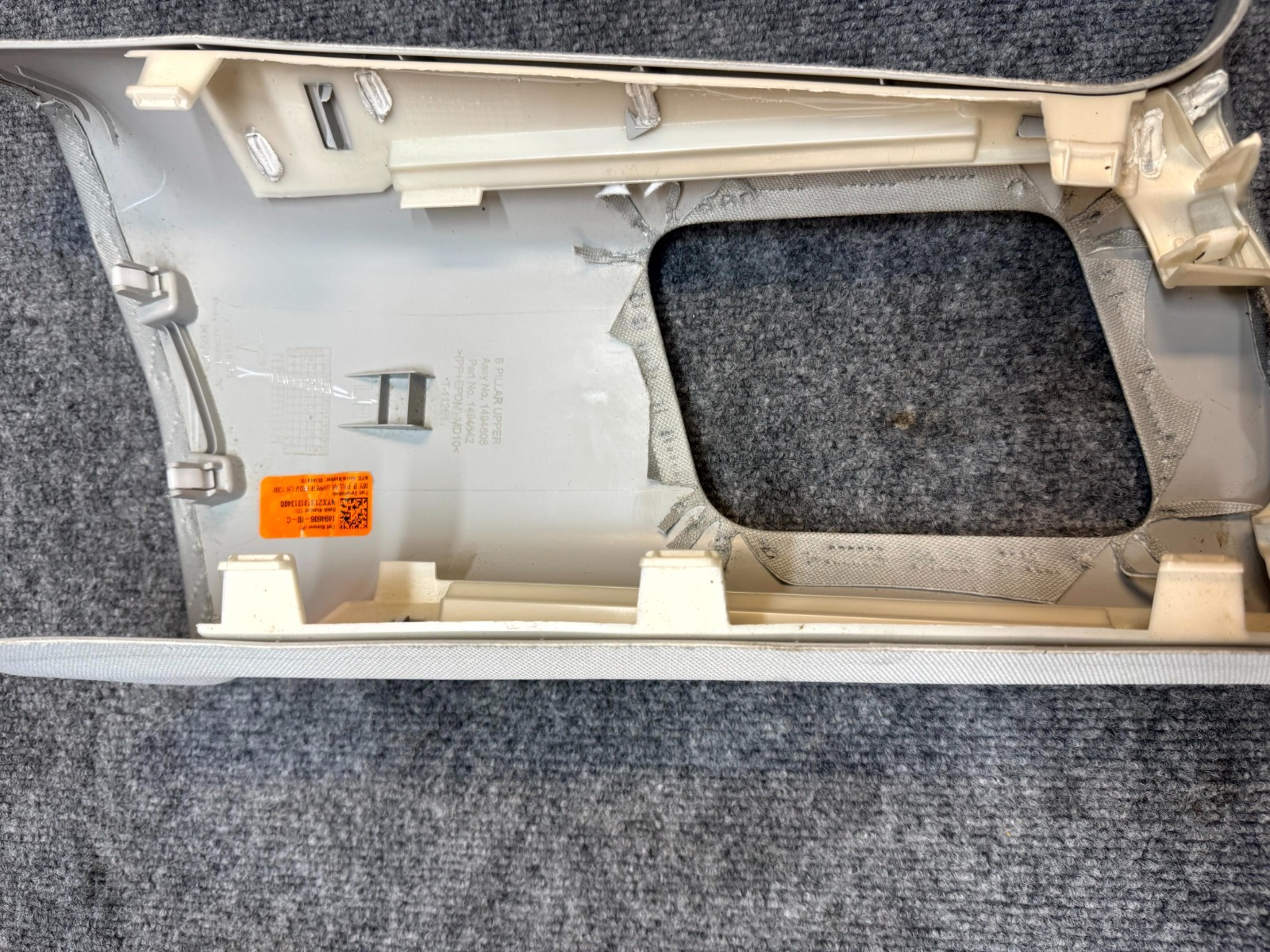 2020 - 2024 TESLA MODEL Y LEFT SIDE B-PILLAR UPPER TRIM COVER OEM, 1494606-00-C