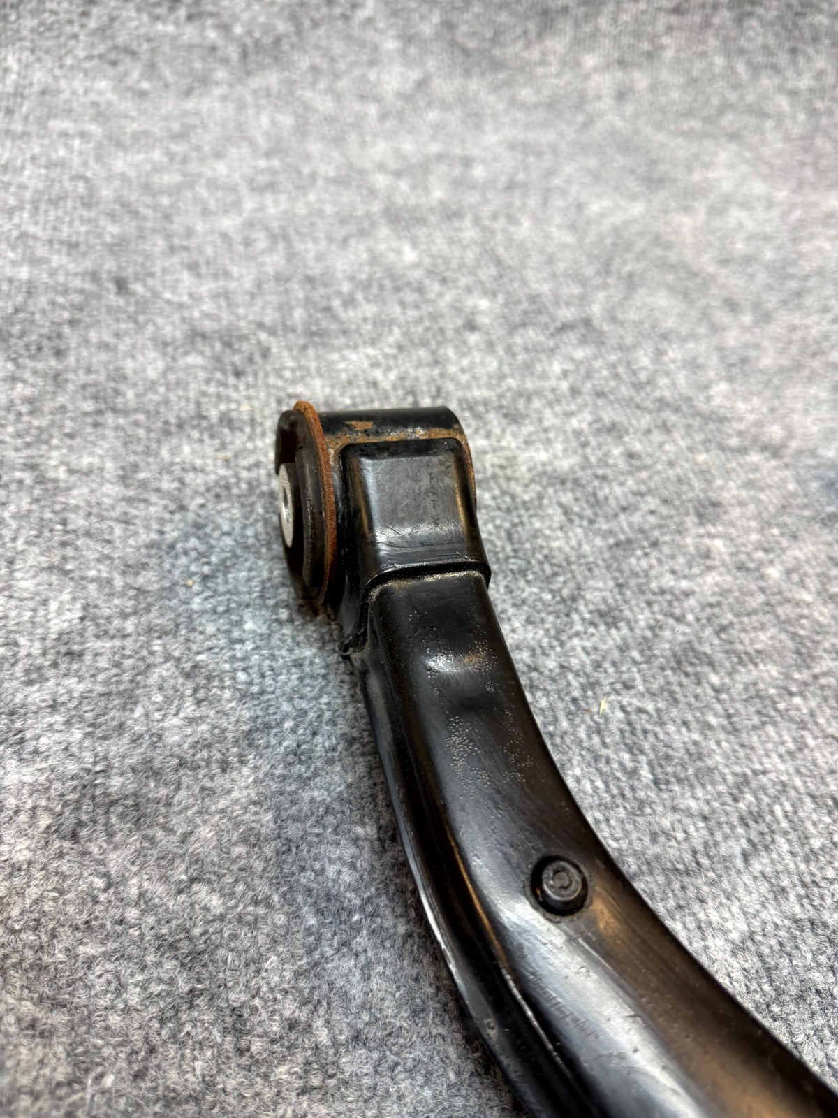 2020 - 2024 TESLA MODEL Y FRONT LEFT SIDE UPPER CONTROL ARM OEM, 1044321-00-J