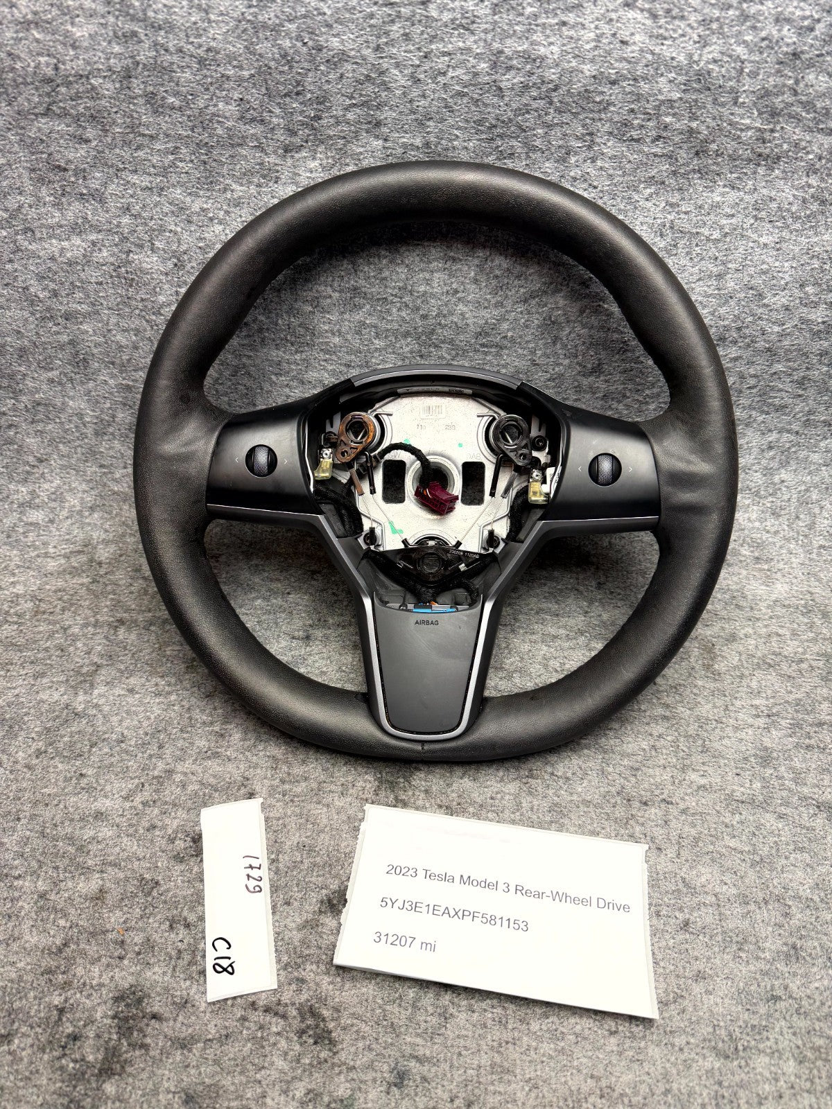♦️17-23 TESLA MODEL 3 STEERING WHEEL LEATHER W/ CONTROL SWITCH OEM, 1490214-00-B