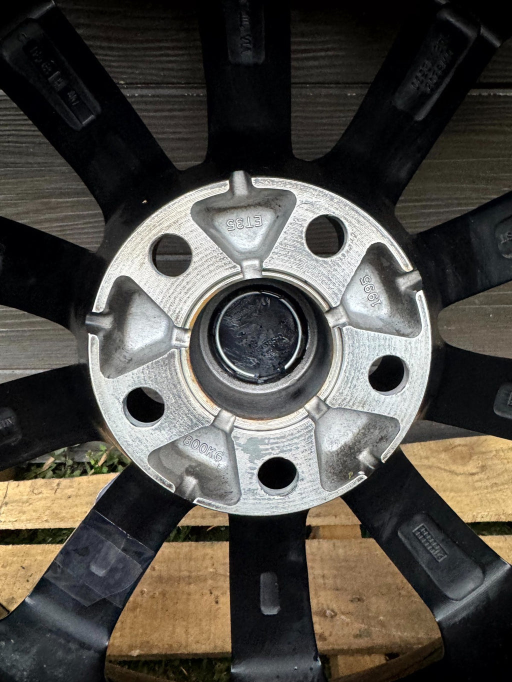 2017 - 2023 TESLA MODEL 3 Y FULL WHEEL WITH RIM SET W/ EMBLEM