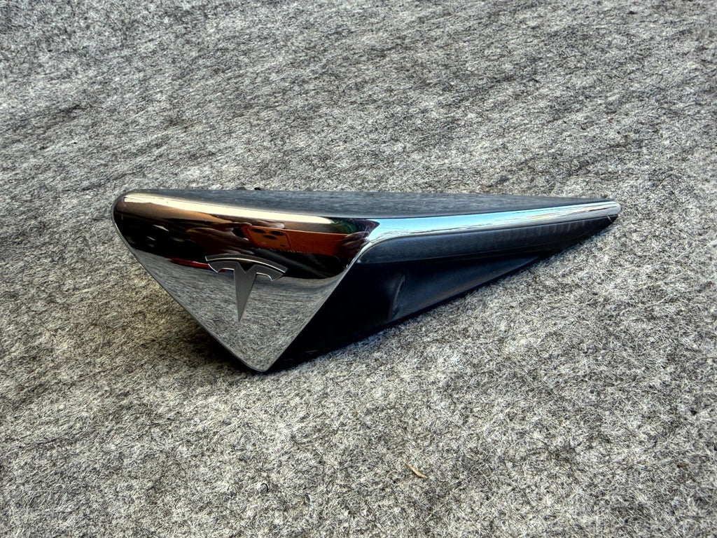 ♦️2017–2023 TESLA MODEL 3 LEFT SIDE FENDER TURN SIGNAL CAMERA OEM, 1125106-77-E