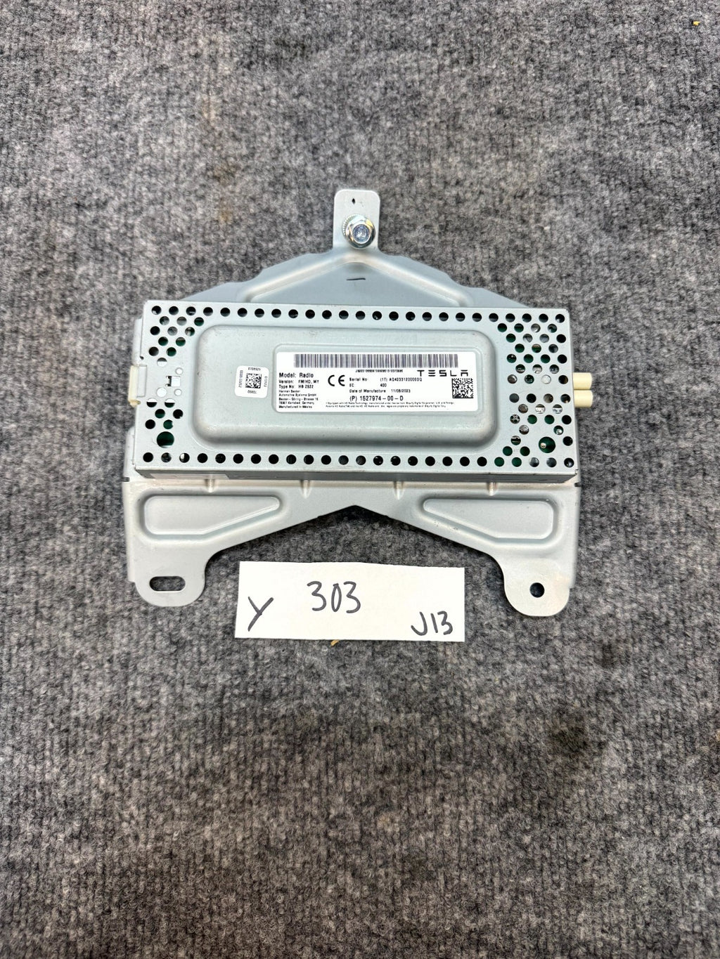 2020 - 2024 TESLA MODEL Y RADIO RECEIVER CONTROL MODULE UNIT OEM, 1527974-00-D