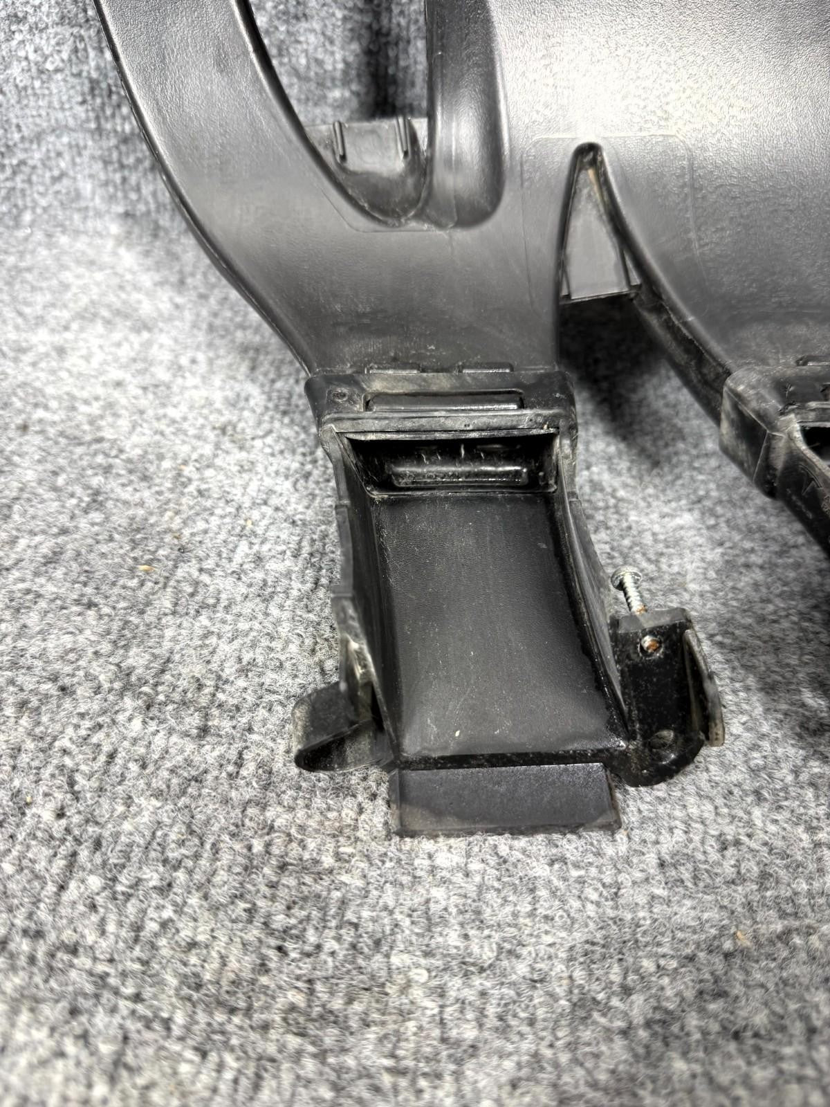2016-2020 Tesla Model S Left Driver Side Air Duct Vent OEM, 1043927-00-E