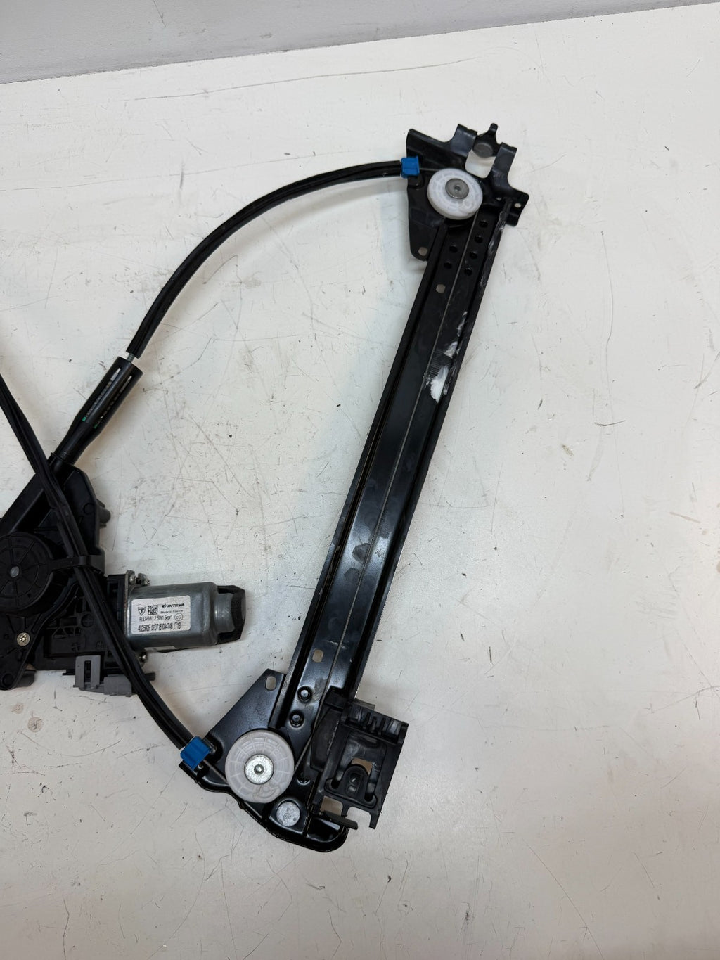 2012-2020 Tesla Model S Front Left Door Window Regulator & Motor 6006551-99-K