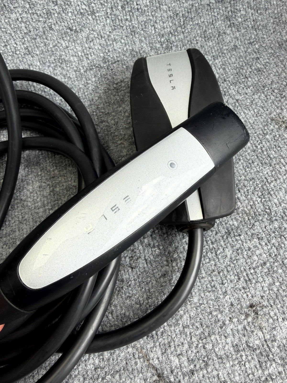 TESLA MODEL S 3 X Y MOBILE CONNECTOR CHARGING CABLE W/ BAG OEM, 1101789-00-M