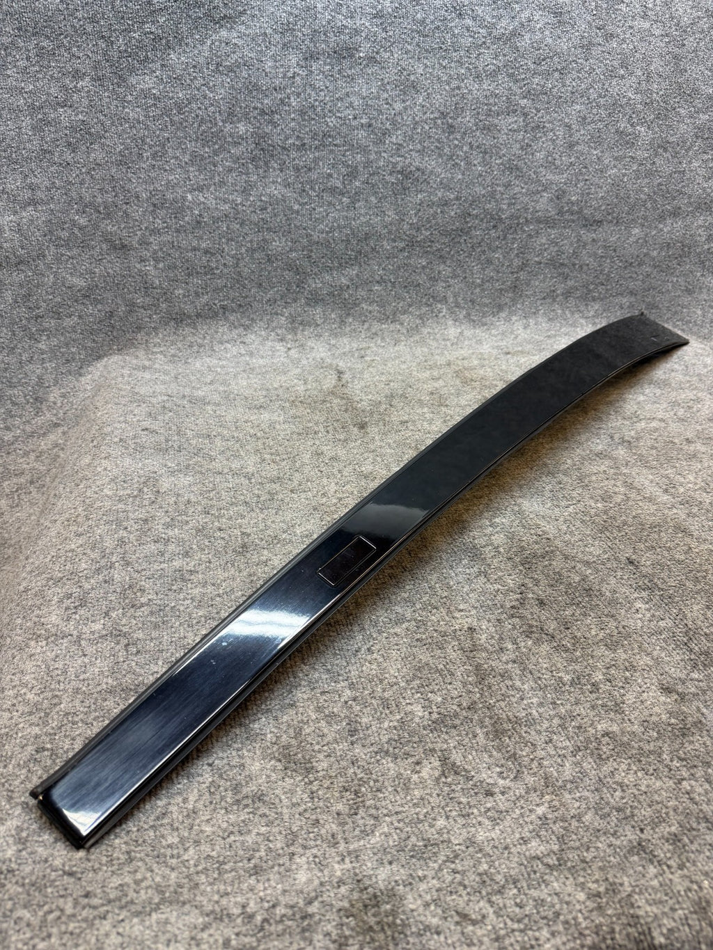 16-20 Model S Right Panoramic Roof Trim Molding Applique Finisher 1034955-00-C