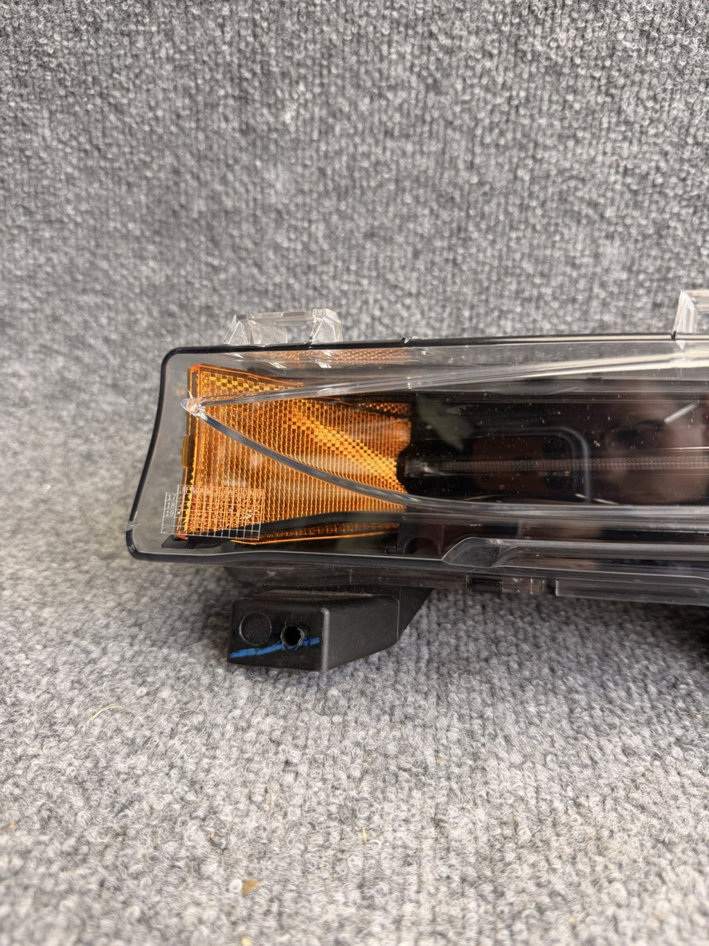 OEM 2017 -2023 Tesla Model 3 /Y Left Fog Light Lamp 1077391-00-F