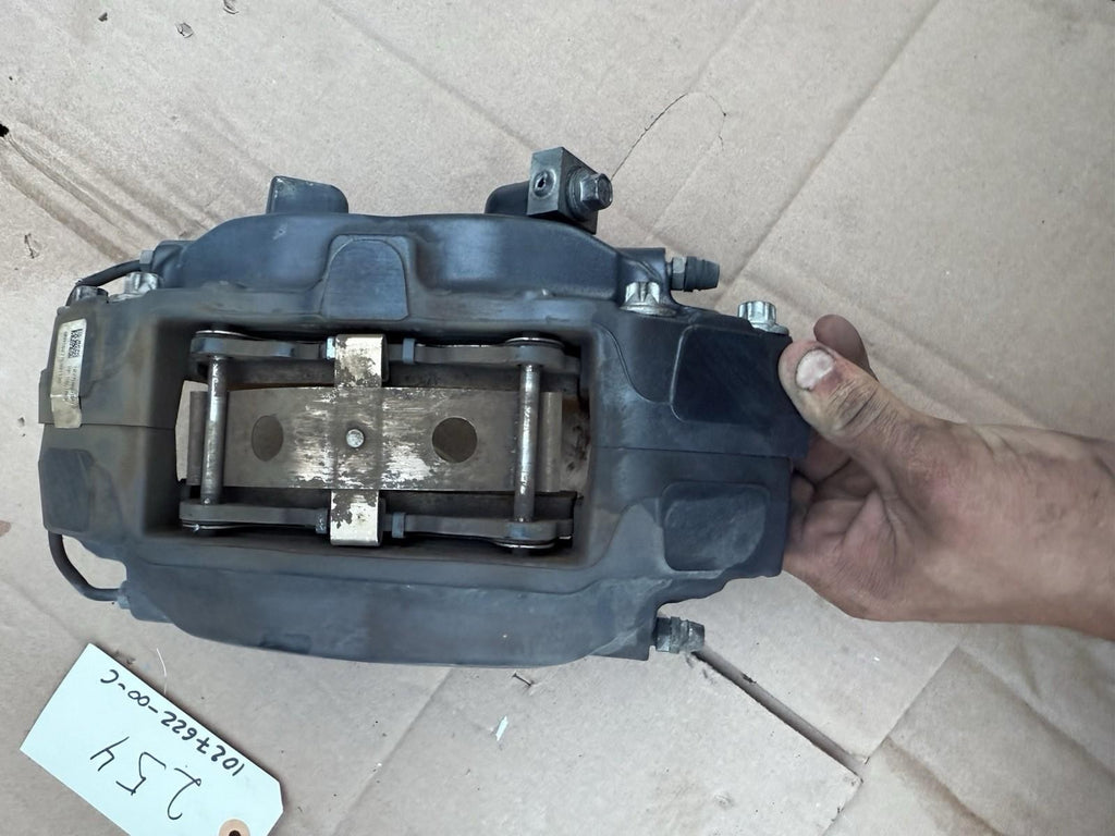 ♦️16-20 TESLA MODEL X FRONT RIGHT PASSENGER SIDE BRAKE CALIPER OEM, 1027622-00-A