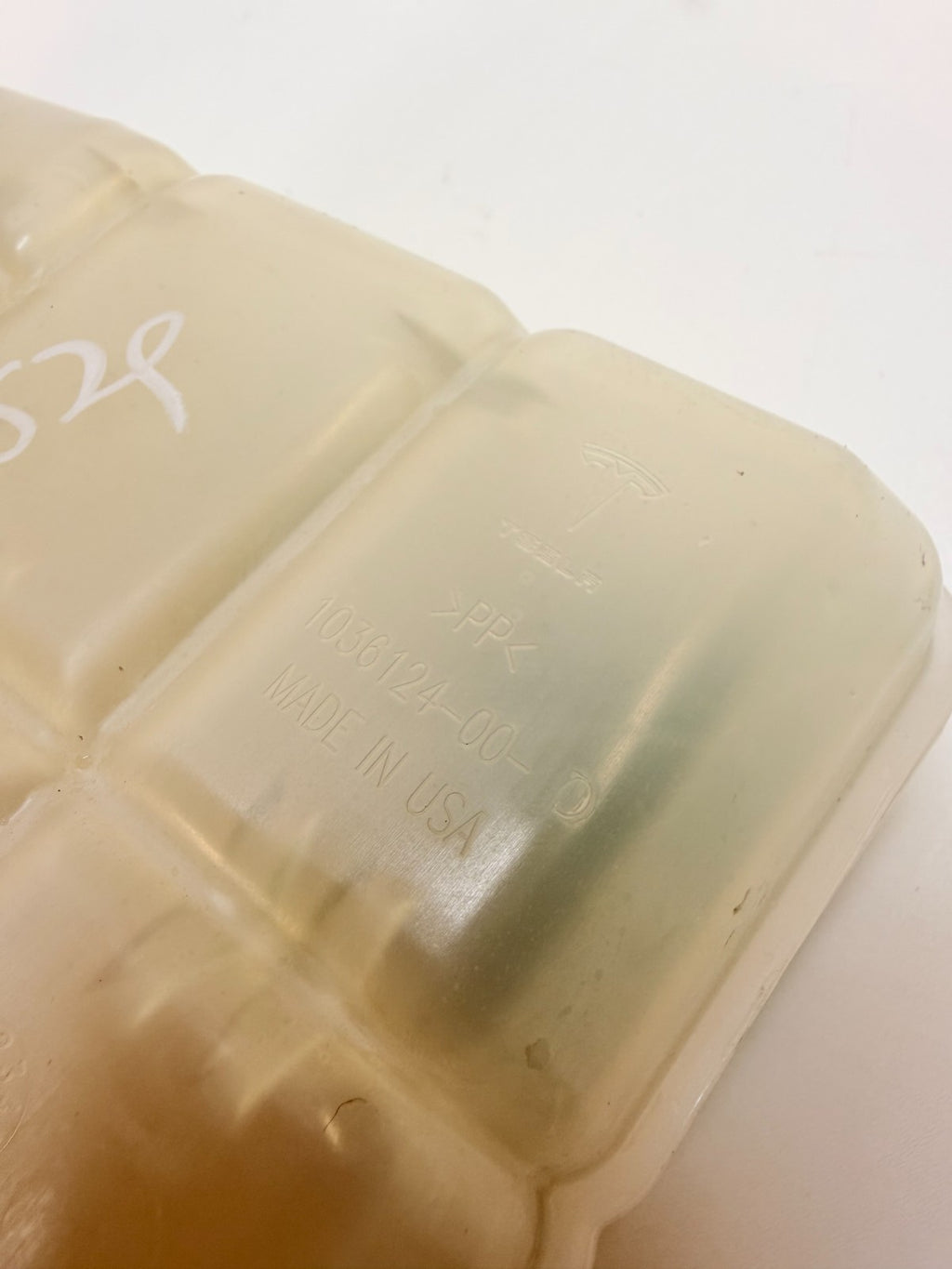 2012-2020 Tesla Model S X Coolant Reservoir Bottle Tank Assembly 1036124-00-D