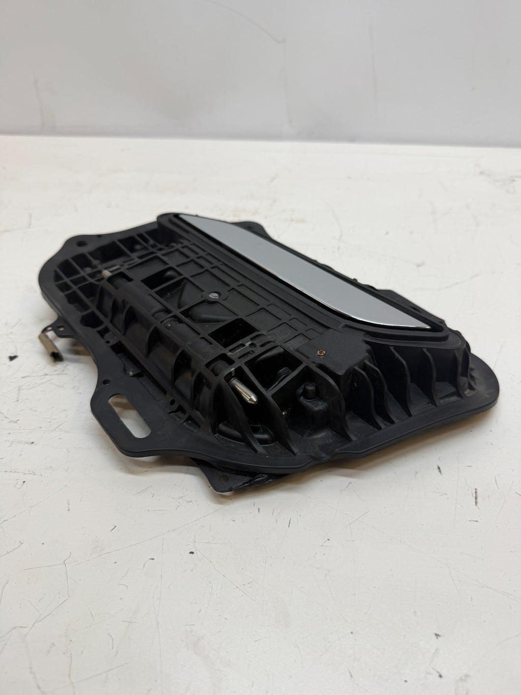 12-16 Tesla Model S Rear Exterior Door Handle Outside Outer Left 1008982