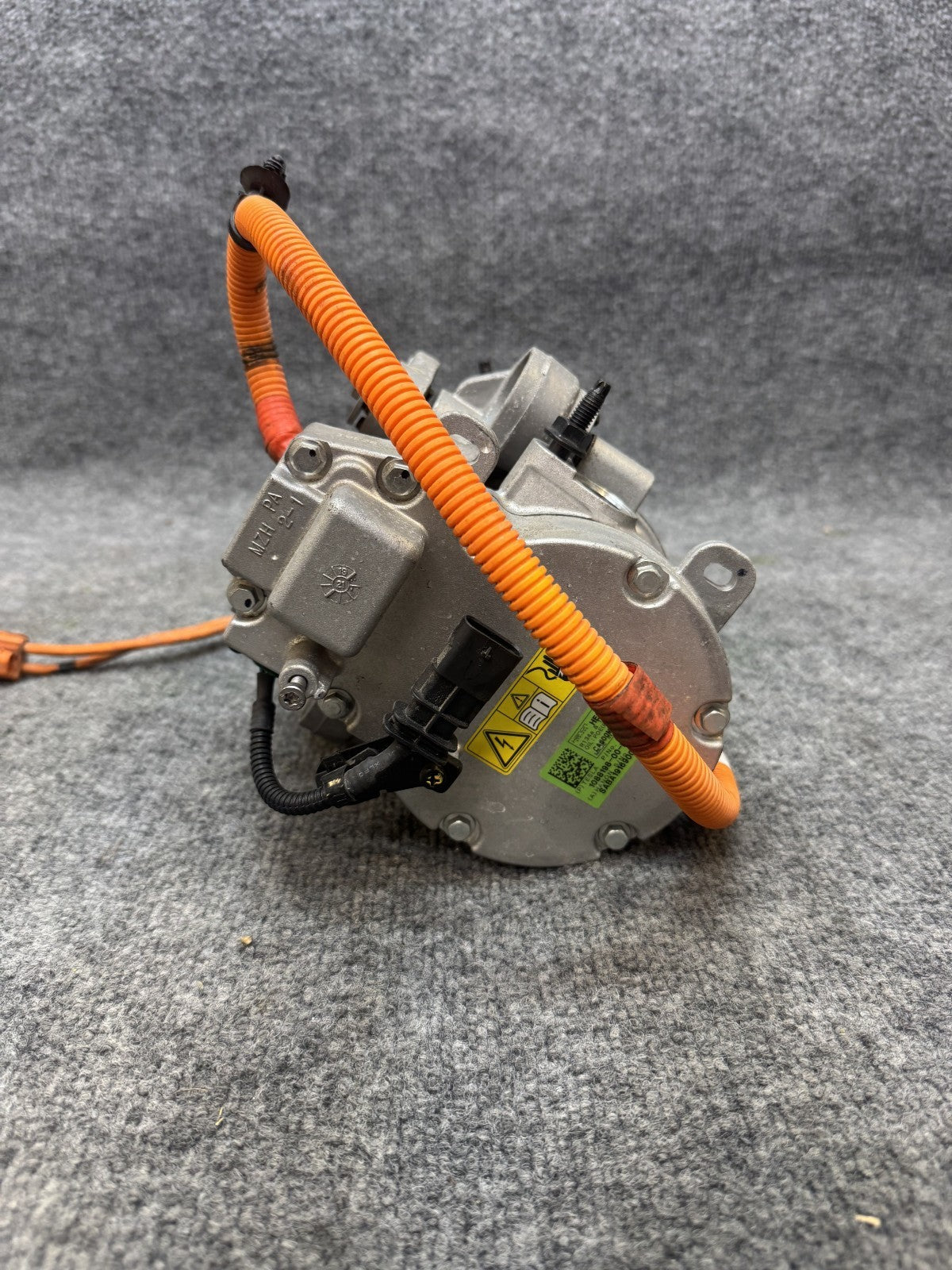 17-23 TESLA MODEL 3 ELECTRIC AIR CONDITIONING COMPRESSOR PUMP OEM, 1088198-00-N