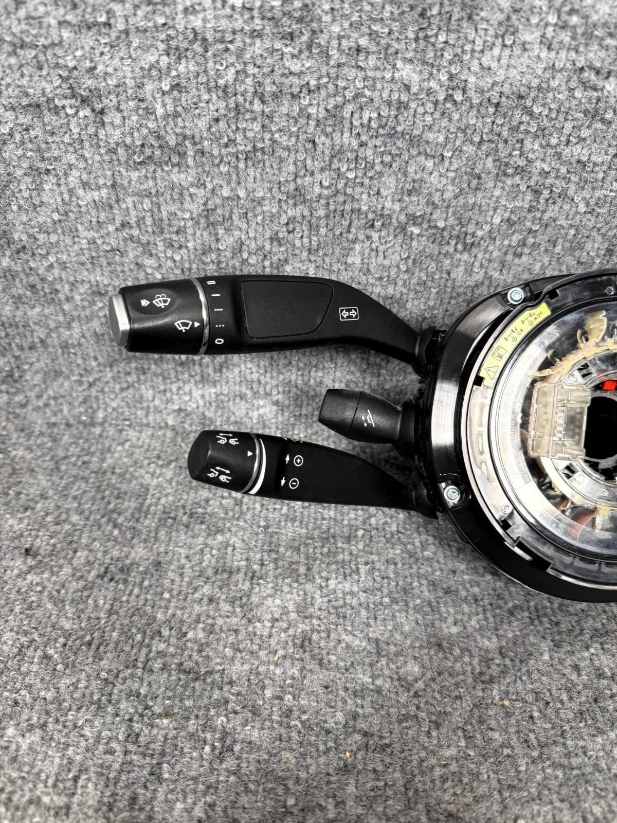 16-20 Tesla Model X Steering Column Combination Control Switch OEM, 105735600B