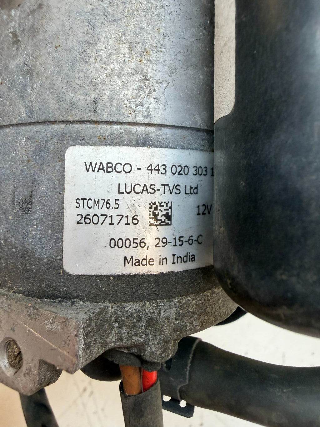 2016-2020 Tesla Model X Air Suspension Compressor Pump Assy OEM 1027918-00-C