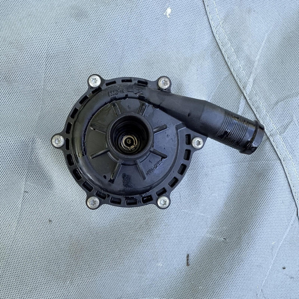 2016-2020 Tesla Model S Auxiliary Coolant System Pump OEM, 1067473-99-C