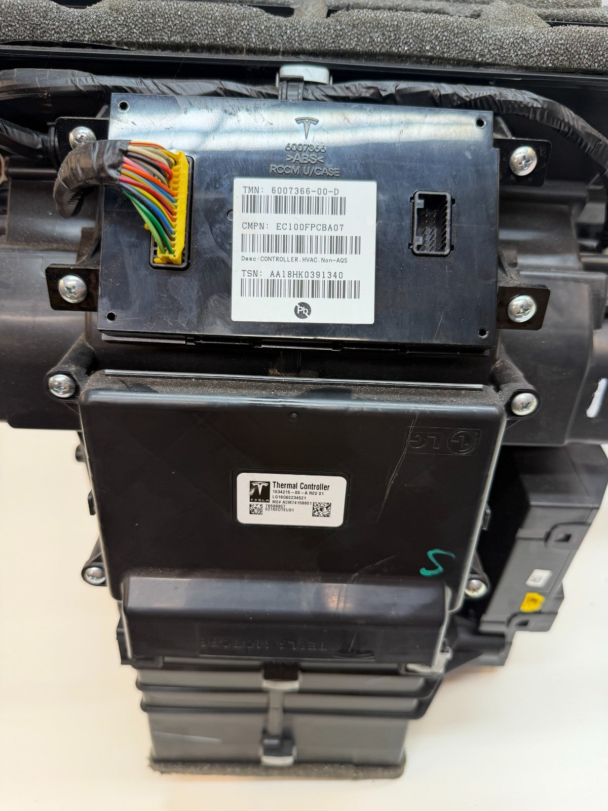 16-20 TESLA MODEL S FRONT HVAC AC CLIMATE HEATER BLOWER HOUSING BOX 1116135-00-B