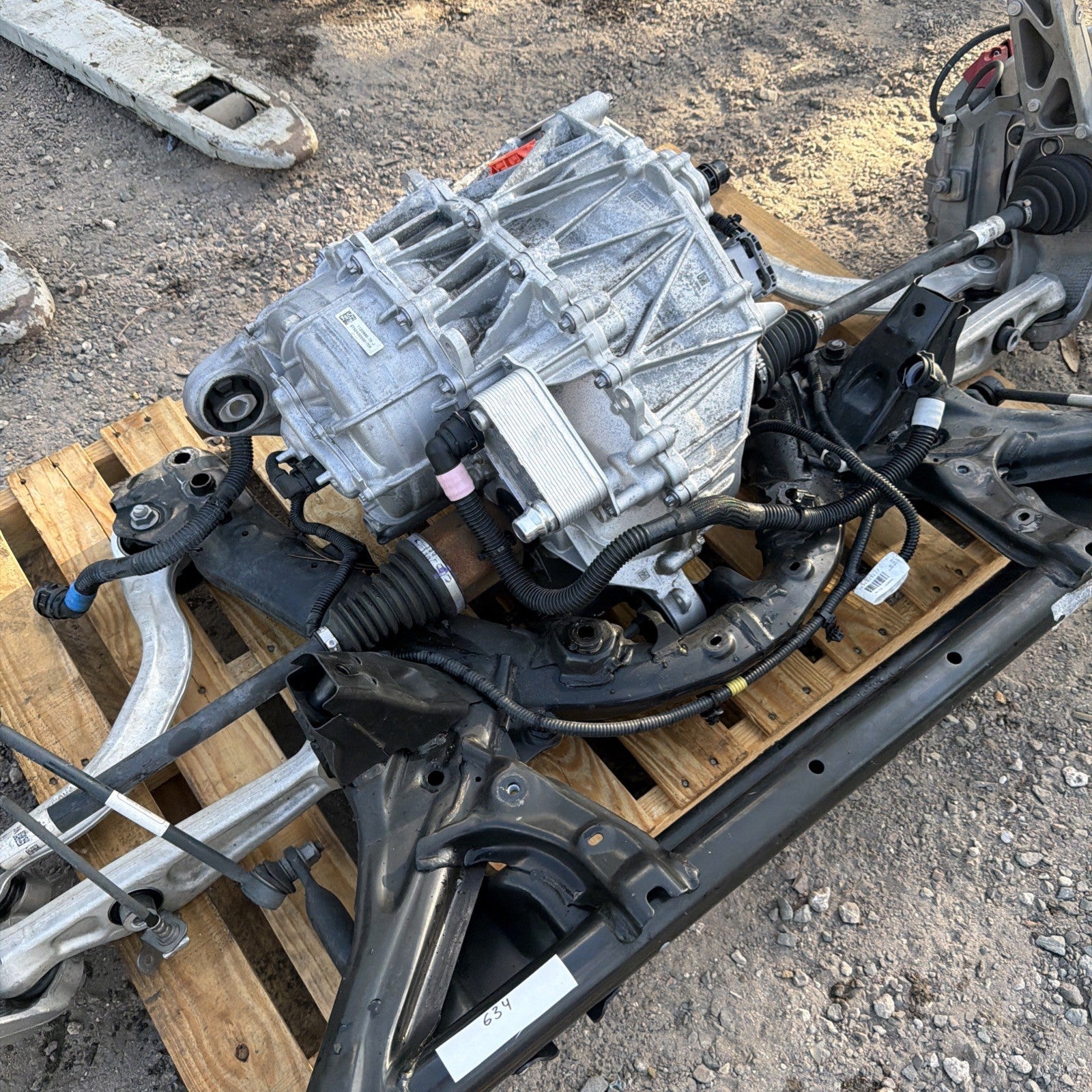 17-22 TESLA MODEL Y AWD FRONT SUSPENSION And ENGINE, SUBFRAME  COMPLETELY OEM