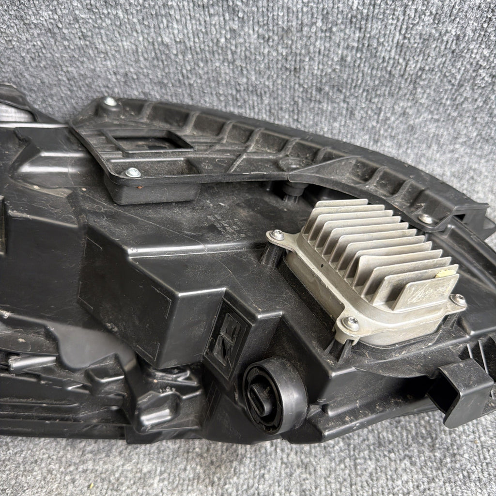 2021-2023 TESLA Model 3/Y Right MATRIX Headlight OEM 1514953-00-D  