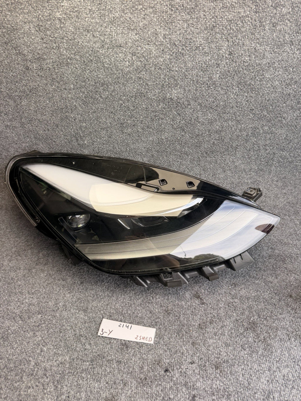 20-24 Tesla Model 3-Y Front Right Headlight Projector Headlamp RH 1514953-00-E