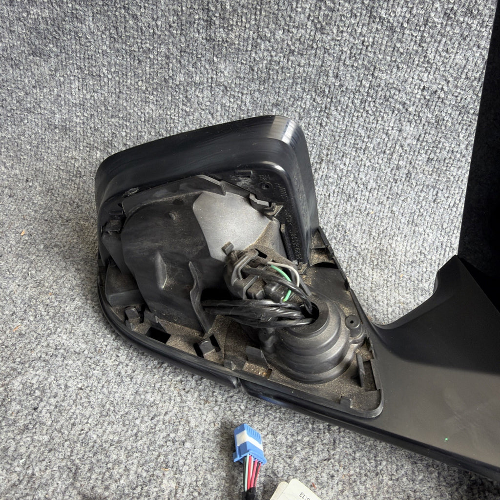2020-2024 Tesla Model Y Front Right Passenger Side Door Mirror 1594112-00-B OEM