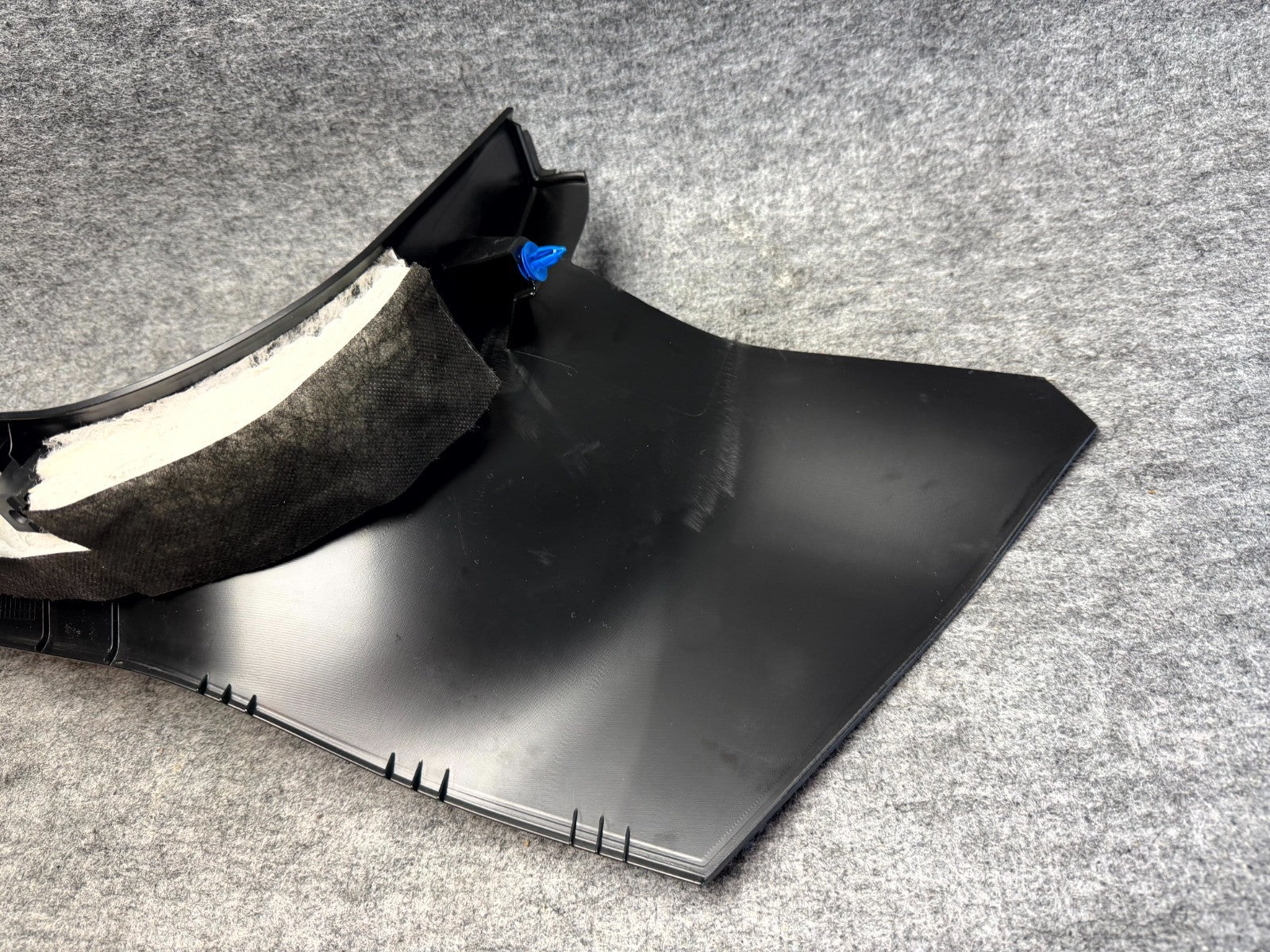 ♦️2012–2020 TESLA MODEL S FRONT RIGHT A-PILLAR TRIM COVER PANEL OEM 1007968-00-C