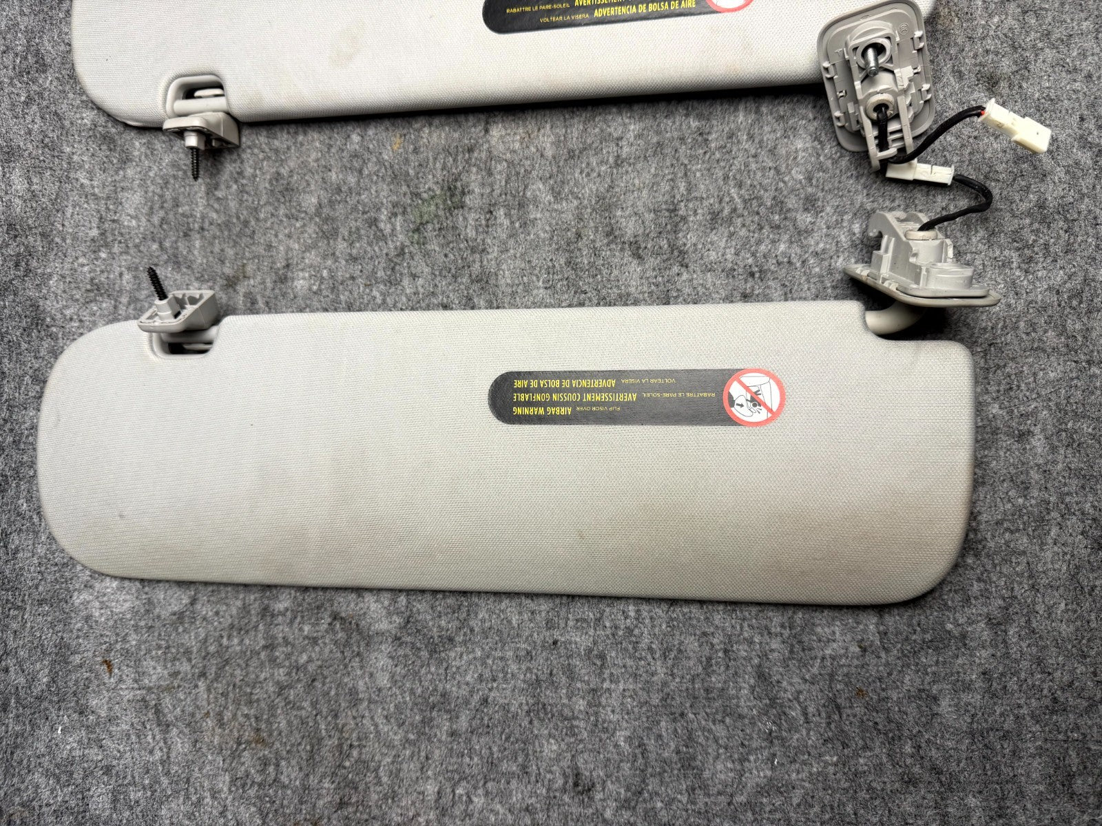 ♦️2017 - 2023 TESLA MODEL 3 FRONT RIGHT & LEFT SIDE SUN VISOR OEM, 1490405-01-B
