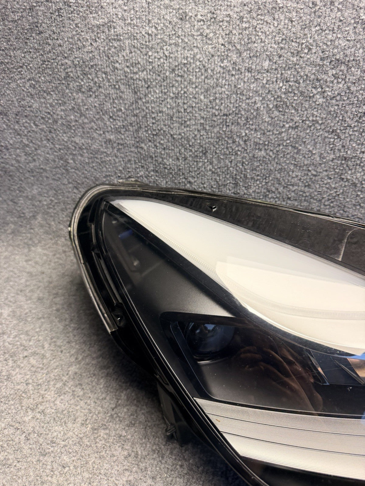2017-2024 Tesla Model 3 / Y Right Passenger Side Headlight LED 1514953-00-E OEM