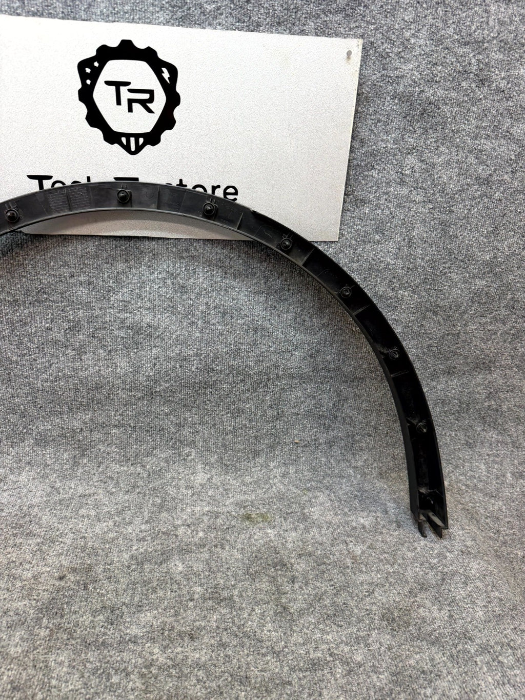 2020 - 2024 TESLA MODEL Y REAR LEFT SIDE WHEEL FLARE MOLDING OEM, 1494163-00-C