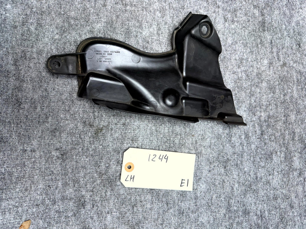 ♦️2017–2023 TESLA MODEL 3 FRONT LEFT SIDE STRUT SHOCK TOWER CAP OEM, 108169400A