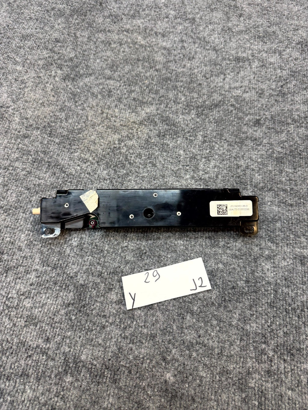 2020-2025 TESLA MODEL Y WIFI BLUETOOTH ANTENNA CONTROL MODULE OEM, 1585601-99-D