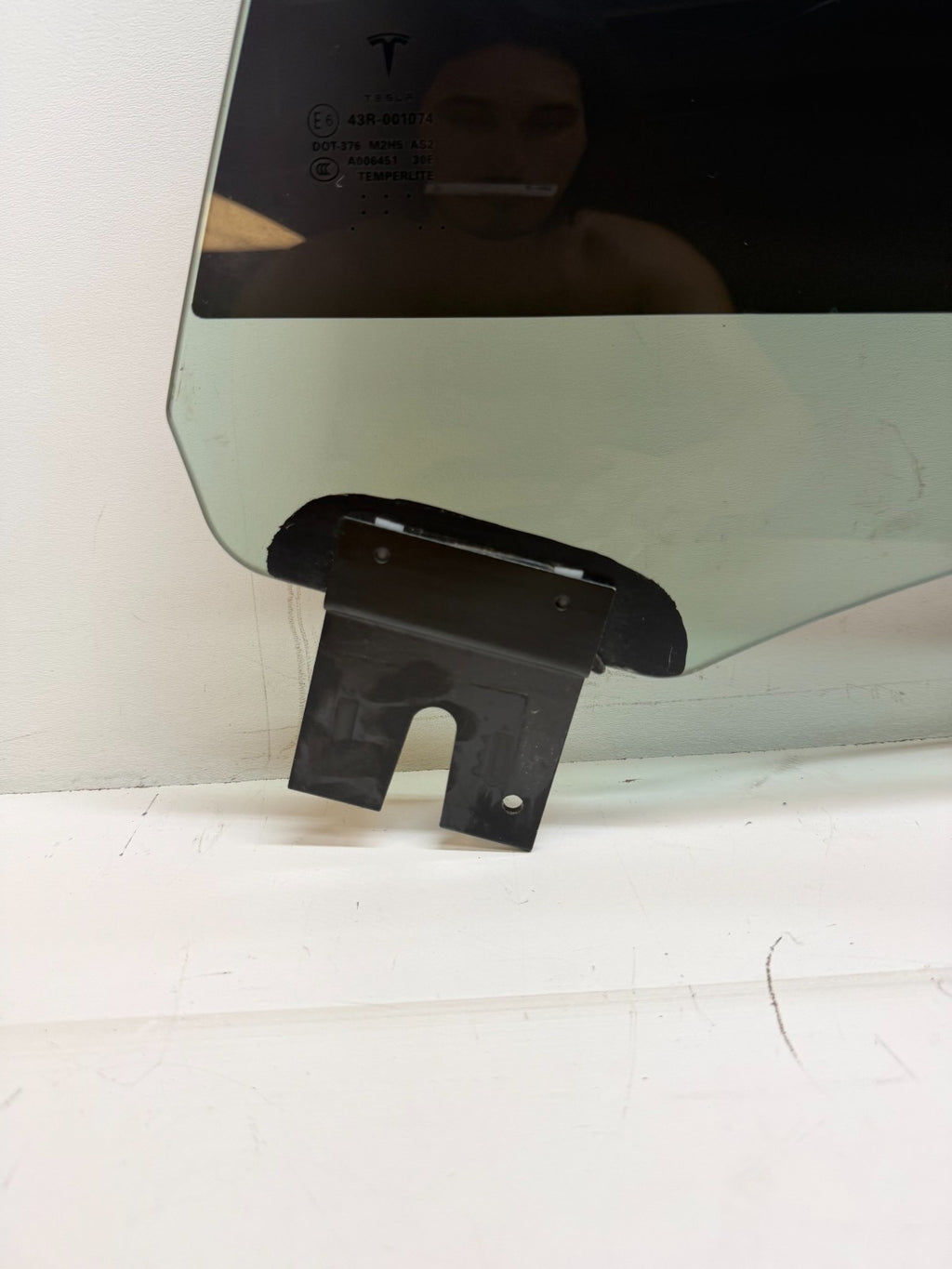 2012-2020 Tesla Model S Rear Left Driver Side Door Window Glass 43R-001074