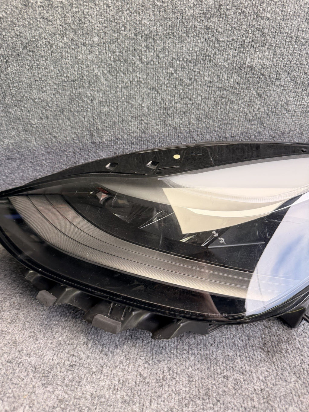 OEM 2021-2023 Tesla Model 3 Y Left Headlight Projector LED Driver 1514952-00-D