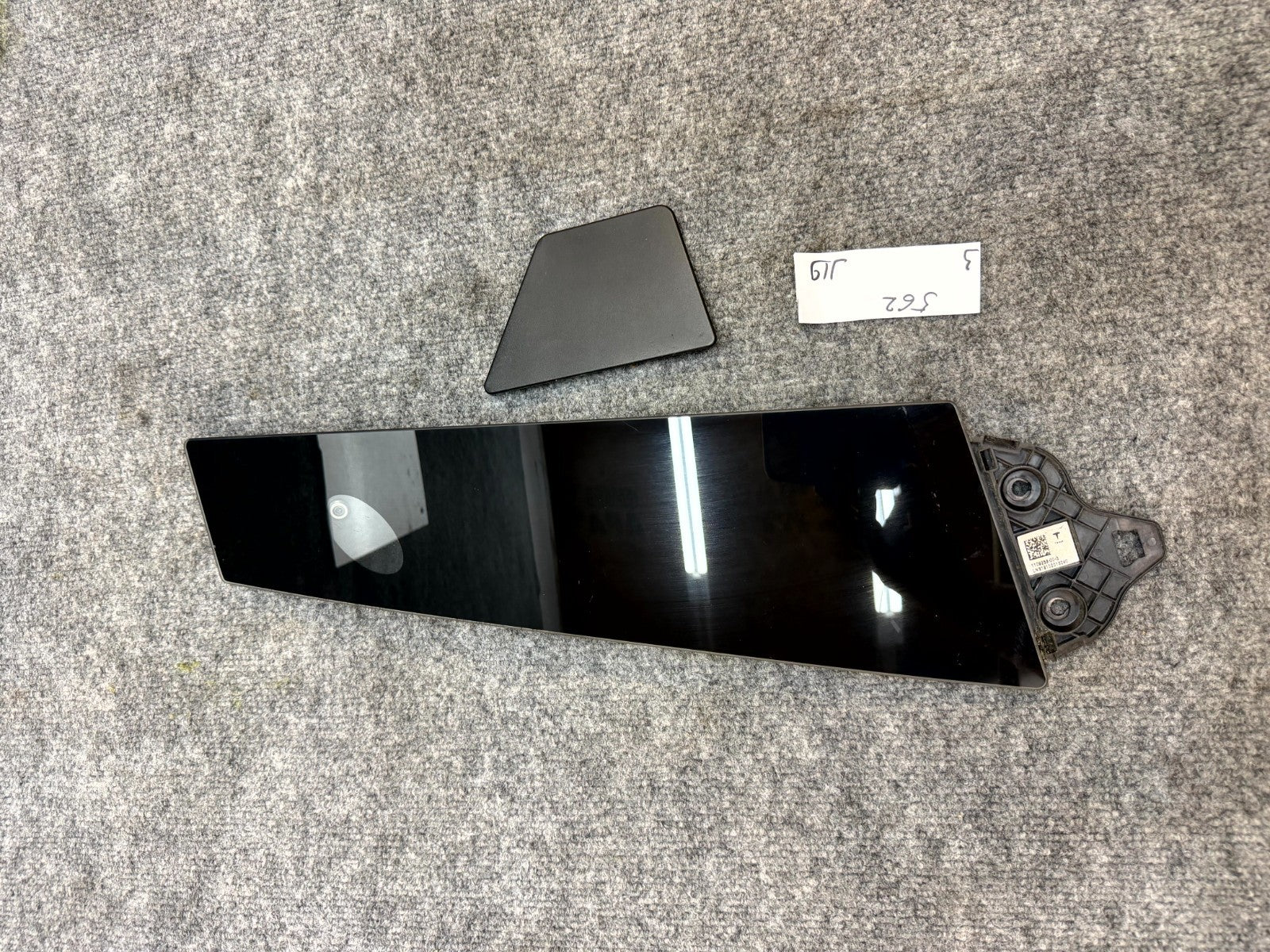 2017-2023 TESLA MODEL 3 LEFT B-PILLAR APPLIQUE TRIM W/ CAMERA OEM, 1109253-00-G