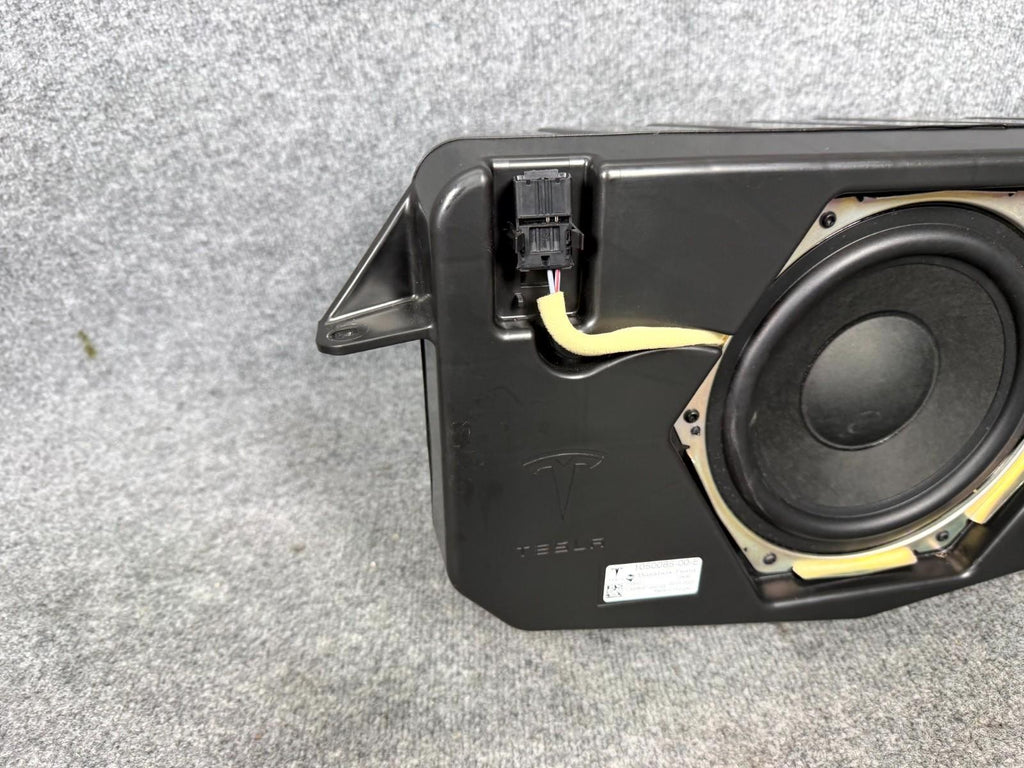 2016-2020 Tesla Model X Rear Subwoofer Bassbox Audio Speaker OEM, 1050085-00-E