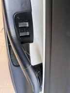 ♦️2016-2020 TESLA MODEL X FRONT LEFT SIDE DOOR TRIM PANEL OEM, 1055327-21-M